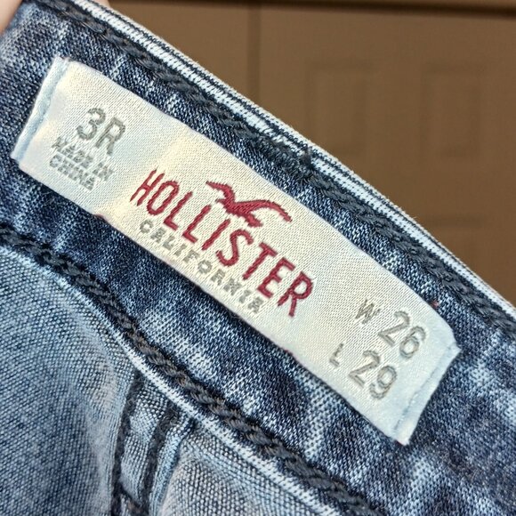 3/$18 or 5/$25 Hollister Blue Hollister California Size 3 - Picture 6 of 6